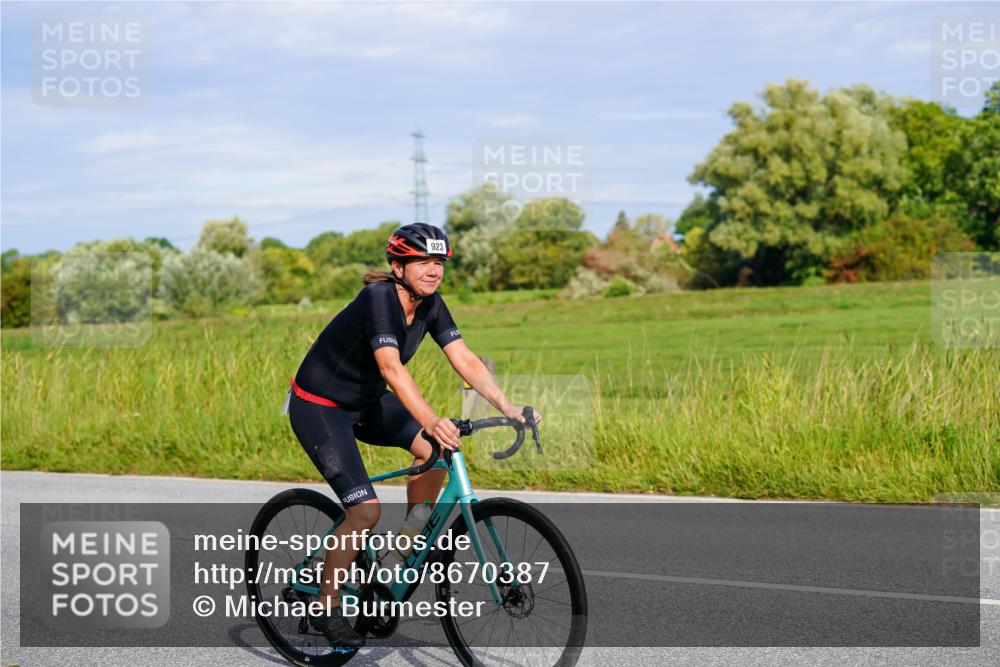 31.08.2025 - Elbe Triathlon Hamburg Michael Burmester http://msf.ph/oto/8670387 31.08.2025 09:59:31 Radfahren 438, 610, 694, 773, 864, 881, 923, 928 meine-sportfotos.de