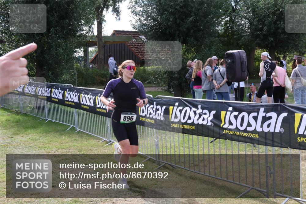 31.08.2025 - Elbe Triathlon Hamburg Luisa Fischer http://msf.ph/oto/8670392 31.08.2025 11:42:43 Laufen 896 meine-sportfotos.de