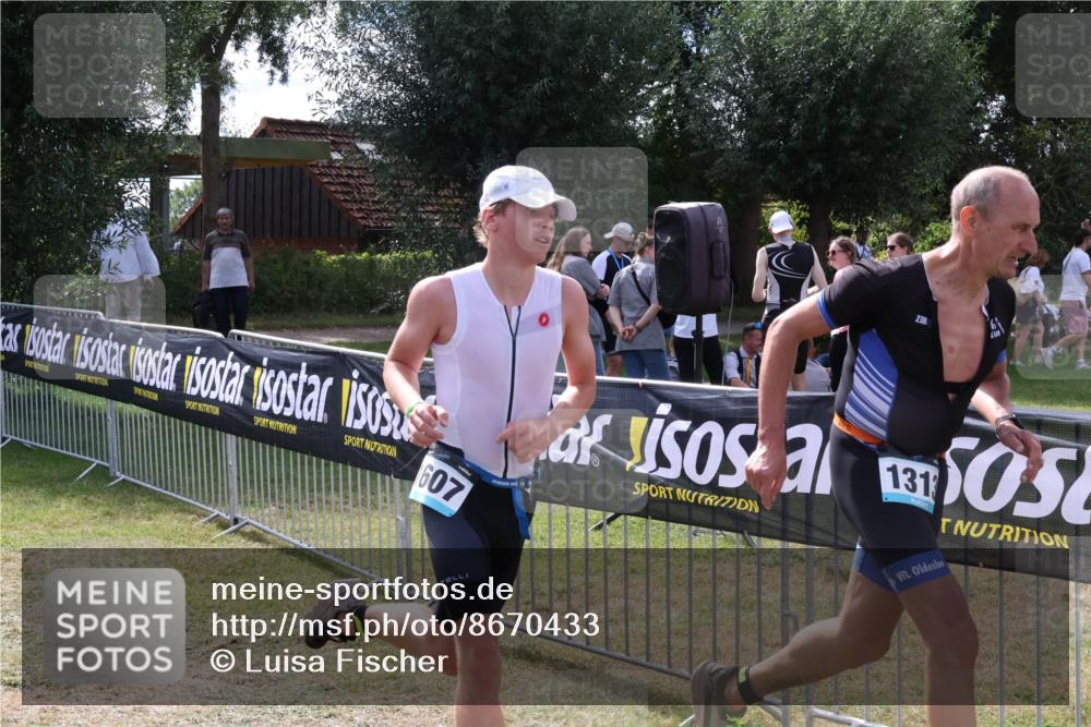 31.08.2025 - Elbe Triathlon Hamburg Luisa Fischer http://msf.ph/oto/8670433 31.08.2025 11:43:08 Laufen 607, 238, 505, 131 meine-sportfotos.de
