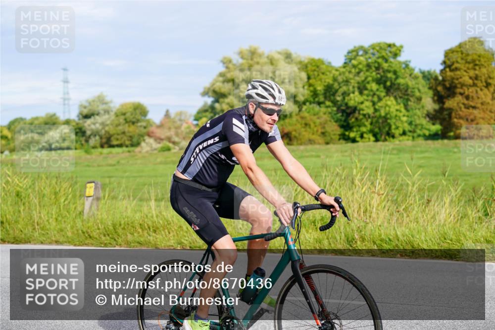 31.08.2025 - Elbe Triathlon Hamburg Michael Burmester http://msf.ph/oto/8670436 31.08.2025 09:59:39 Radfahren 438, 489, 607, 610, 617, 622, 681, 864 meine-sportfotos.de