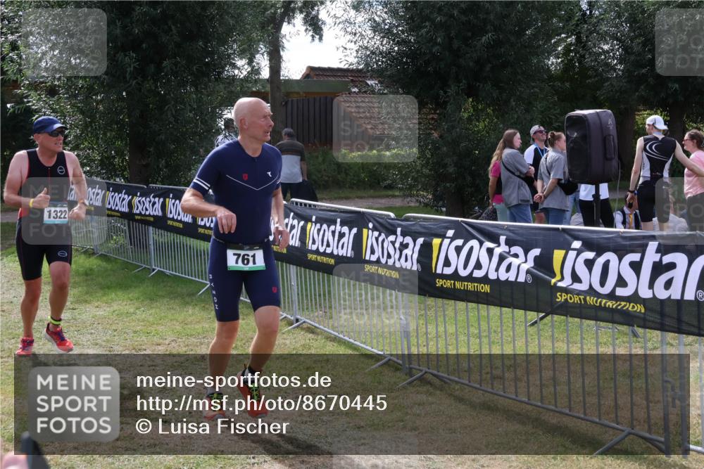 31.08.2025 - Elbe Triathlon Hamburg Luisa Fischer http://msf.ph/oto/8670445 31.08.2025 11:43:21 Laufen 1322, 761 meine-sportfotos.de