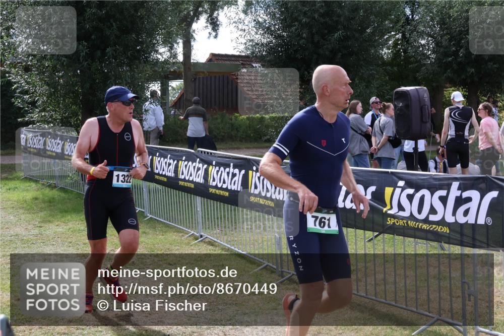 31.08.2025 - Elbe Triathlon Hamburg Luisa Fischer http://msf.ph/oto/8670449 31.08.2025 11:43:22 Laufen 1322, 761 meine-sportfotos.de