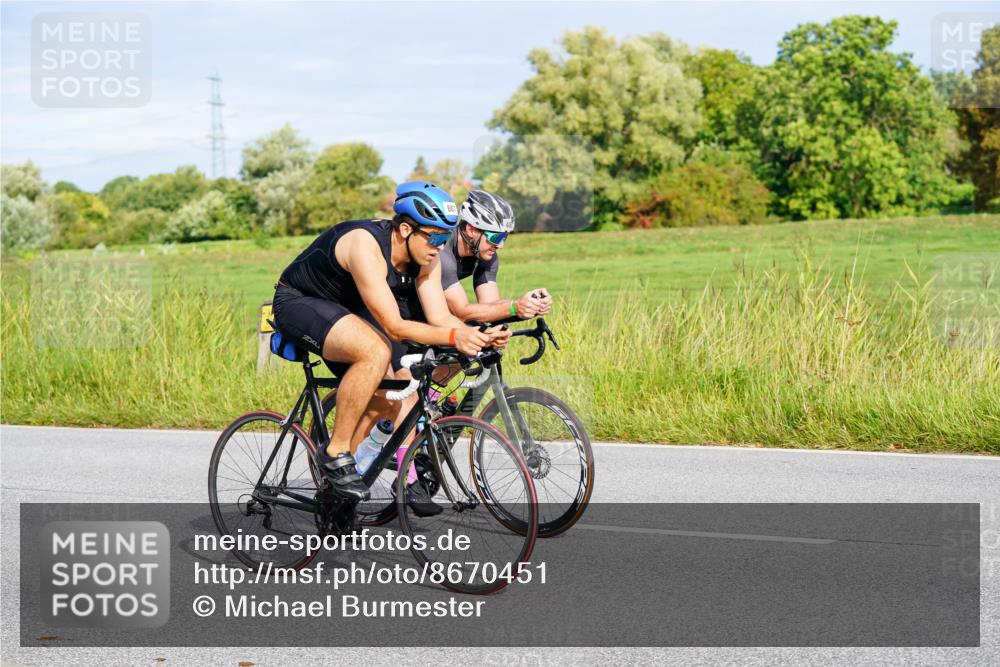 31.08.2025 - Elbe Triathlon Hamburg Michael Burmester http://msf.ph/oto/8670451 31.08.2025 09:59:41 Radfahren 489, 607, 610, 617, 622, 681 meine-sportfotos.de