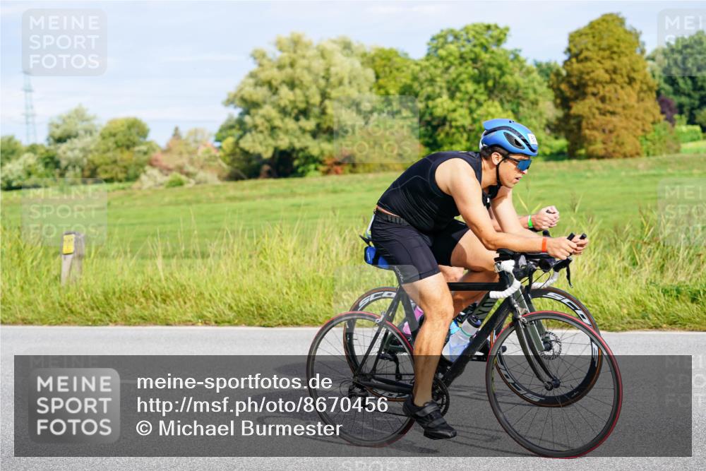 31.08.2025 - Elbe Triathlon Hamburg Michael Burmester http://msf.ph/oto/8670456 31.08.2025 09:59:41 Radfahren 489, 607, 610, 617, 622, 681 meine-sportfotos.de