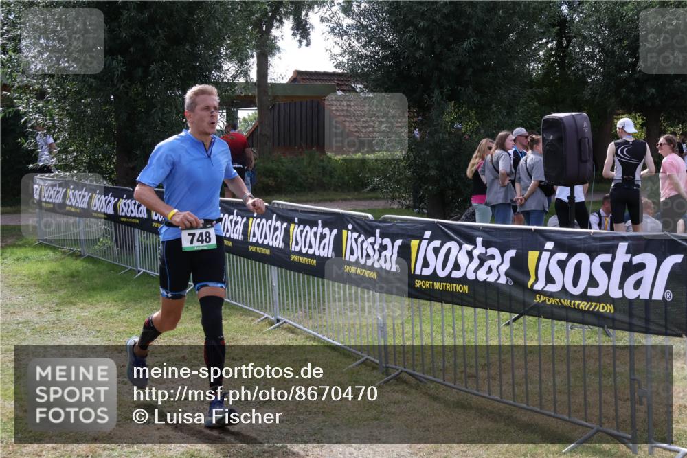 31.08.2025 - Elbe Triathlon Hamburg Luisa Fischer http://msf.ph/oto/8670470 31.08.2025 11:44:00 Laufen 748 meine-sportfotos.de