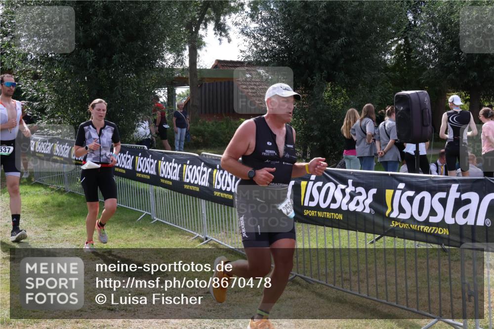 31.08.2025 - Elbe Triathlon Hamburg Luisa Fischer http://msf.ph/oto/8670478 31.08.2025 11:44:08 Laufen 537, 25 meine-sportfotos.de