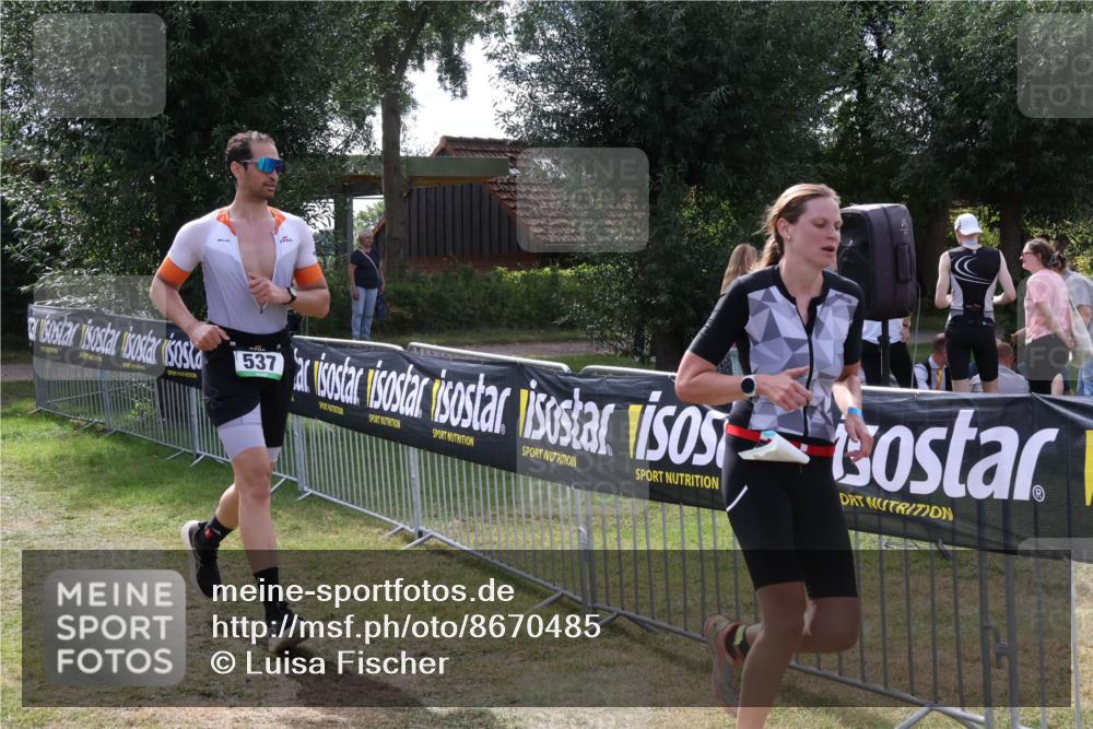 31.08.2025 - Elbe Triathlon Hamburg Luisa Fischer http://msf.ph/oto/8670485 31.08.2025 11:44:09 Laufen 537 meine-sportfotos.de