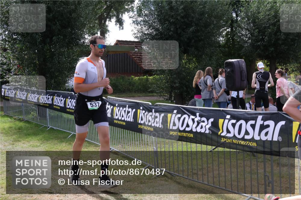 31.08.2025 - Elbe Triathlon Hamburg Luisa Fischer http://msf.ph/oto/8670487 31.08.2025 11:44:10 Laufen 537 meine-sportfotos.de