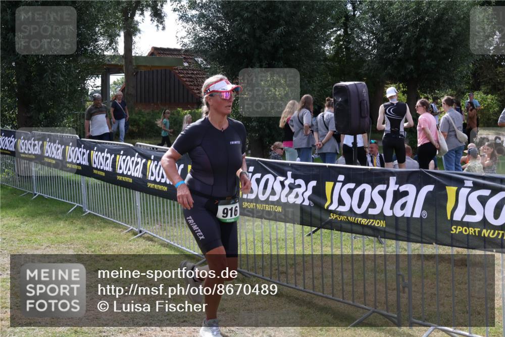 31.08.2025 - Elbe Triathlon Hamburg Luisa Fischer http://msf.ph/oto/8670489 31.08.2025 11:44:13 Laufen 916 meine-sportfotos.de
