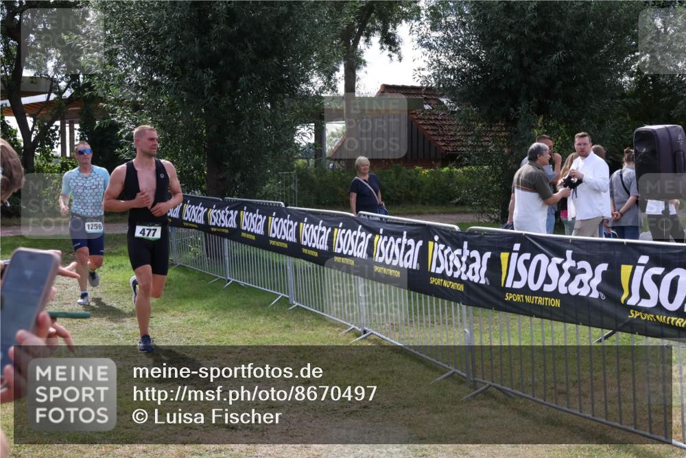 31.08.2025 - Elbe Triathlon Hamburg Luisa Fischer http://msf.ph/oto/8670497 31.08.2025 11:44:23 Laufen 1259, 477 meine-sportfotos.de