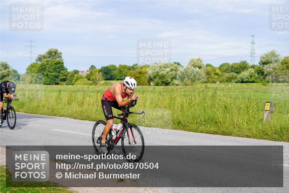 31.08.2025 - Elbe Triathlon Hamburg Michael Burmester http://msf.ph/oto/8670504 31.08.2025 09:59:54 Radfahren 455, 494, 527, 667, 756, 787 meine-sportfotos.de