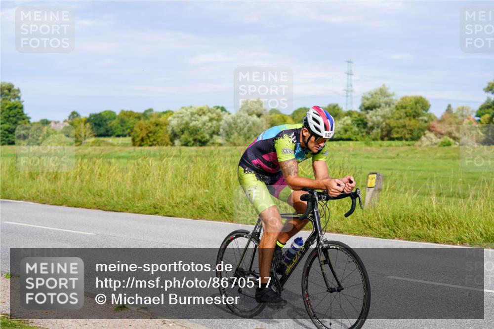 31.08.2025 - Elbe Triathlon Hamburg Michael Burmester http://msf.ph/oto/8670517 31.08.2025 09:59:56 Radfahren 455, 494, 527, 756, 787 meine-sportfotos.de