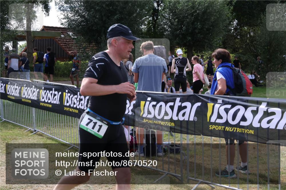 31.08.2025 - Elbe Triathlon Hamburg Luisa Fischer http://msf.ph/oto/8670520 31.08.2025 11:44:56 Laufen 711 meine-sportfotos.de