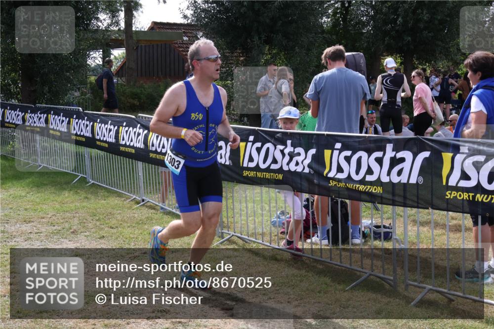 31.08.2025 - Elbe Triathlon Hamburg Luisa Fischer http://msf.ph/oto/8670525 31.08.2025 11:45:01 Laufen 1303 meine-sportfotos.de