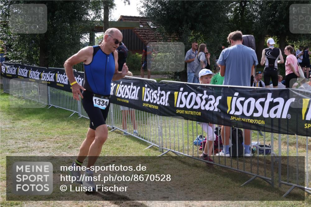31.08.2025 - Elbe Triathlon Hamburg Luisa Fischer http://msf.ph/oto/8670528 31.08.2025 11:45:03 Laufen 920, 1334 meine-sportfotos.de