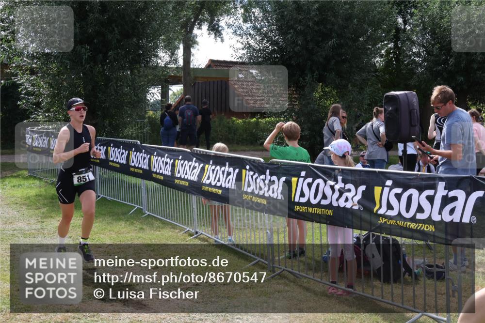 31.08.2025 - Elbe Triathlon Hamburg Luisa Fischer http://msf.ph/oto/8670547 31.08.2025 11:45:17 Laufen 851 meine-sportfotos.de