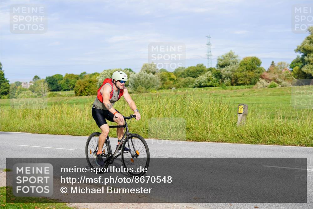 31.08.2025 - Elbe Triathlon Hamburg Michael Burmester http://msf.ph/oto/8670548 31.08.2025 10:00:04 Radfahren 409, 463, 562, 566 meine-sportfotos.de