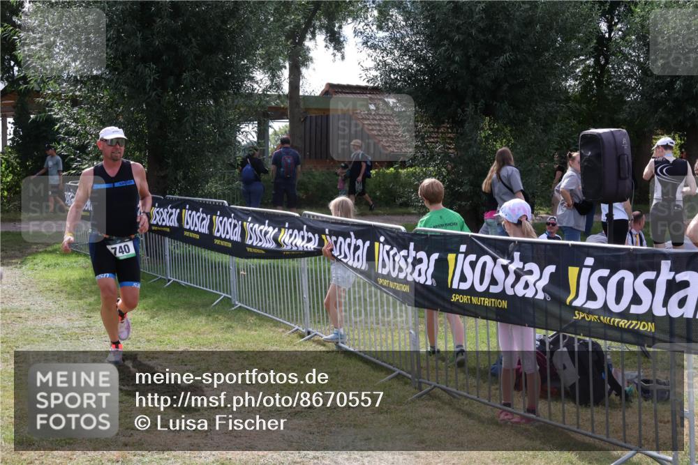 31.08.2025 - Elbe Triathlon Hamburg Luisa Fischer http://msf.ph/oto/8670557 31.08.2025 11:45:21 Laufen 740 meine-sportfotos.de