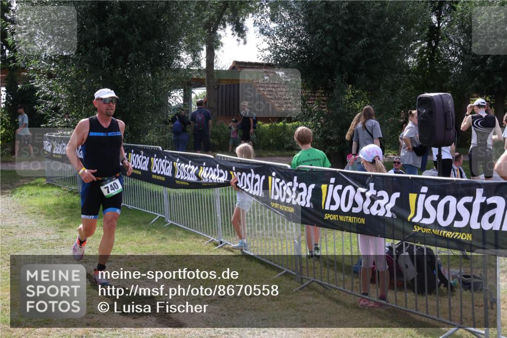 31.08.2025 - Elbe Triathlon Hamburg Luisa Fischer http://msf.ph/oto/8670558 31.08.2025 11:45:22 Laufen 740 meine-sportfotos.de