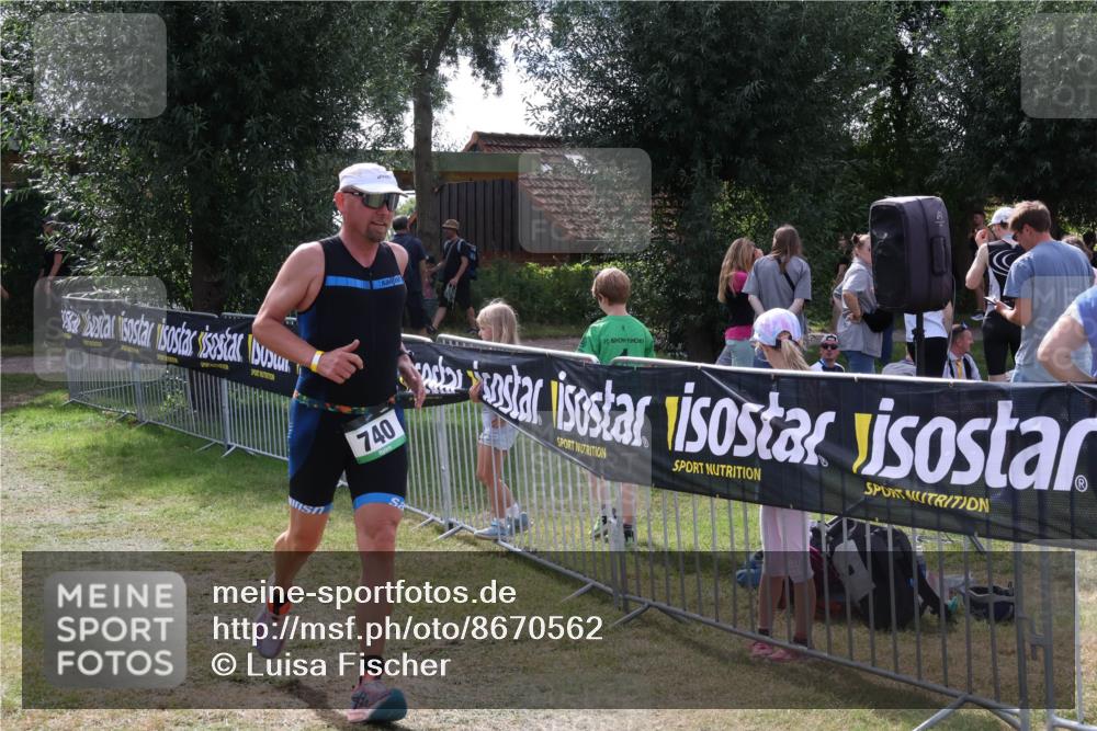 31.08.2025 - Elbe Triathlon Hamburg Luisa Fischer http://msf.ph/oto/8670562 31.08.2025 11:45:22 Laufen 740 meine-sportfotos.de