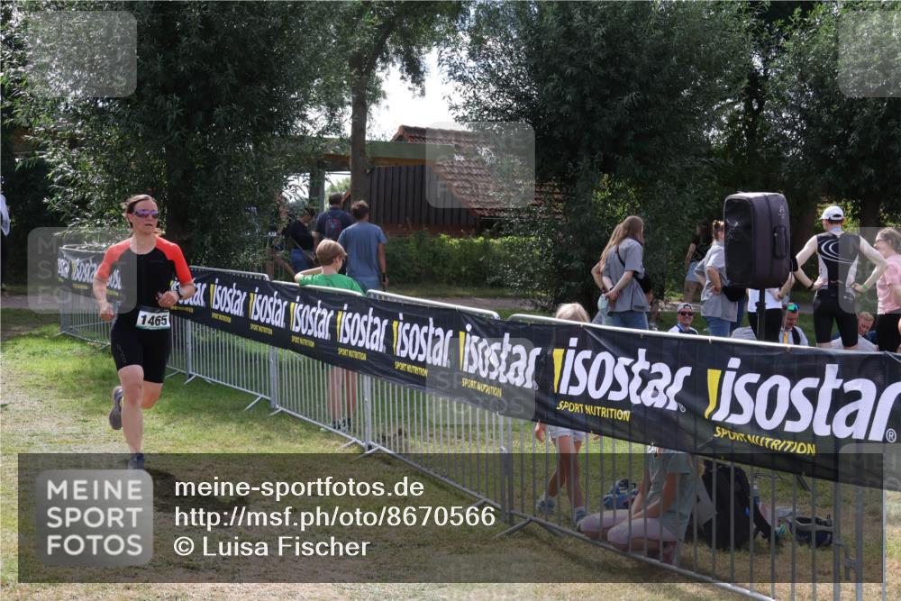 31.08.2025 - Elbe Triathlon Hamburg Luisa Fischer http://msf.ph/oto/8670566 31.08.2025 11:45:33 Laufen 1465 meine-sportfotos.de