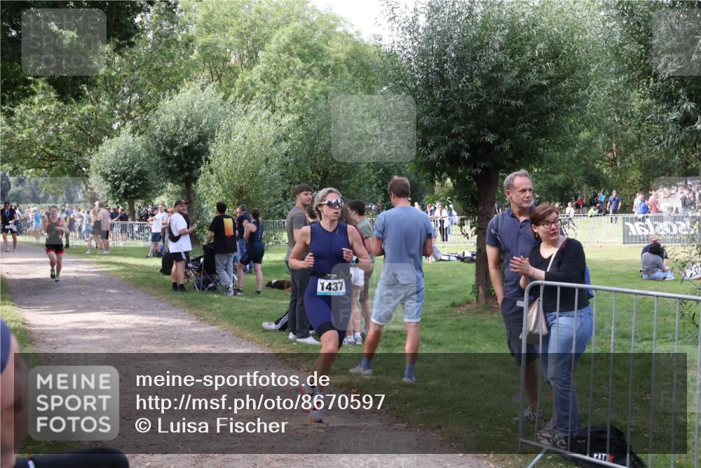 31.08.2025 - Elbe Triathlon Hamburg Luisa Fischer http://msf.ph/oto/8670597 31.08.2025 11:48:41 Laufen 1437, 202 meine-sportfotos.de