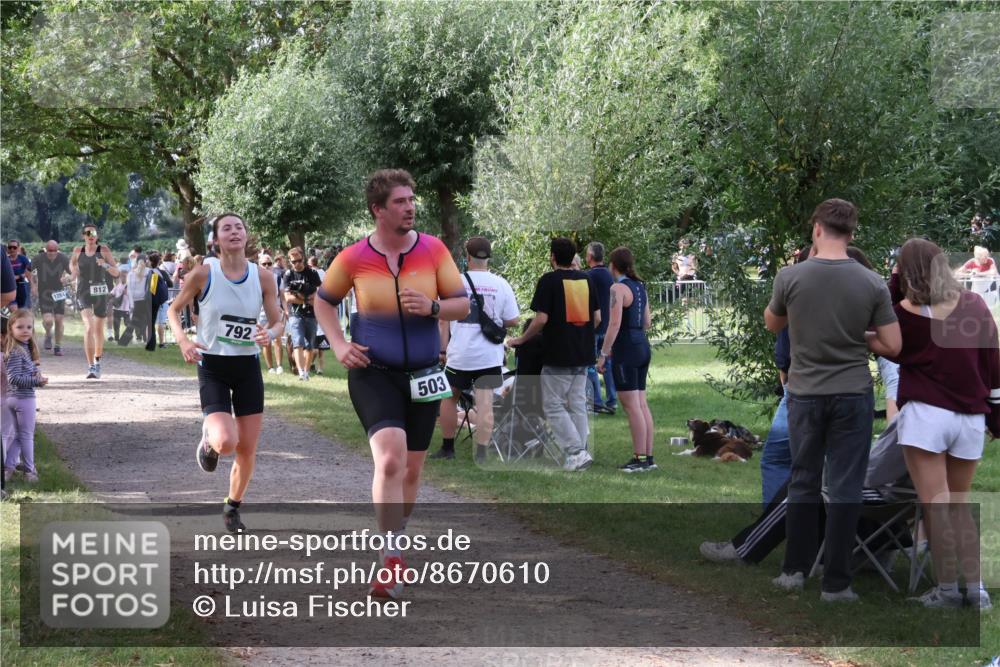 31.08.2025 - Elbe Triathlon Hamburg Luisa Fischer http://msf.ph/oto/8670610 31.08.2025 11:49:14 Laufen 1284, 812, 792, 503 meine-sportfotos.de