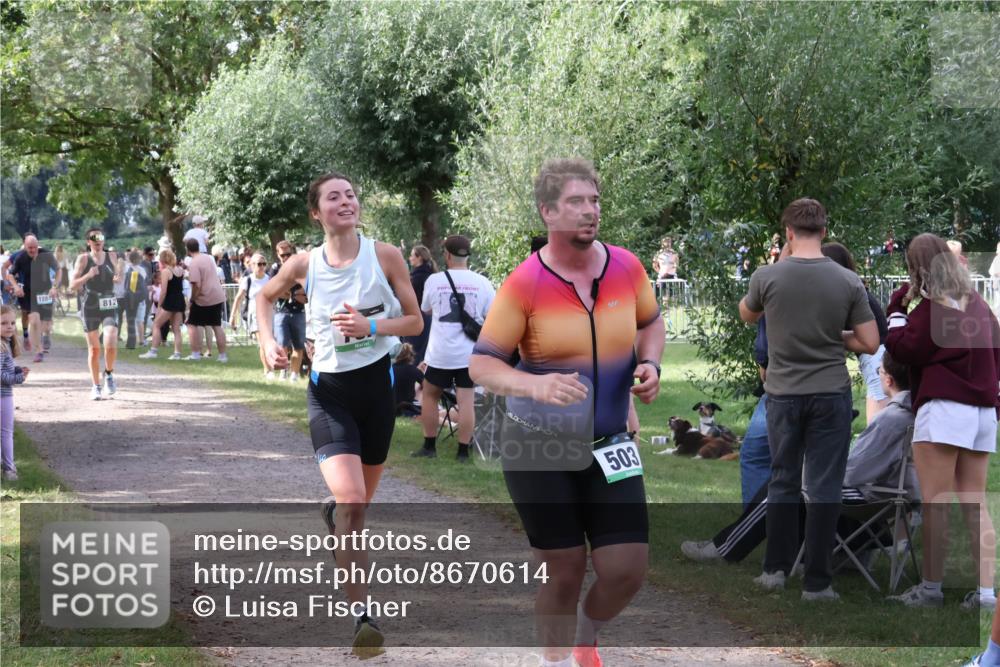 31.08.2025 - Elbe Triathlon Hamburg Luisa Fischer http://msf.ph/oto/8670614 31.08.2025 11:49:15 Laufen 128, 812, 503 meine-sportfotos.de