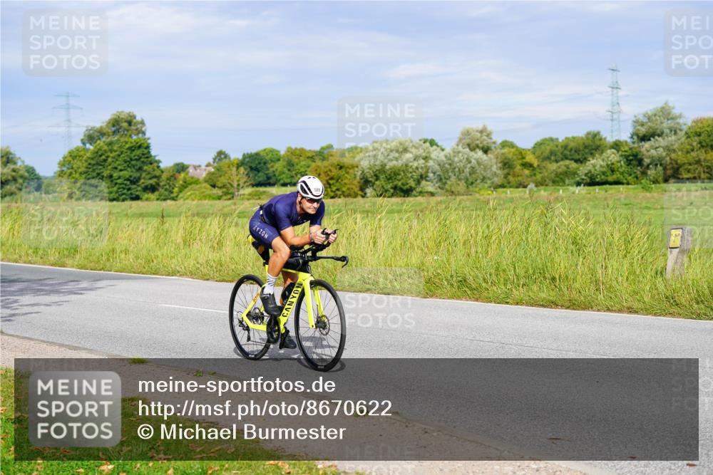 31.08.2025 - Elbe Triathlon Hamburg Michael Burmester http://msf.ph/oto/8670622 31.08.2025 10:00:27 Radfahren 526, 589, 717, 759 meine-sportfotos.de