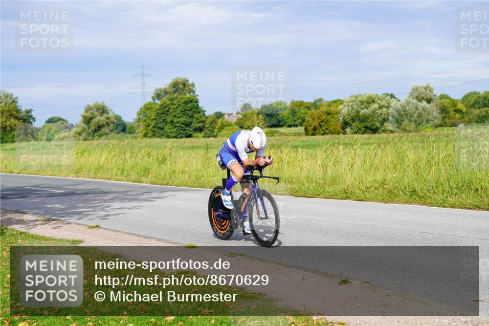 31.08.2025 - Elbe Triathlon Hamburg Michael Burmester http://msf.ph/oto/8670629 31.08.2025 10:00:30 Radfahren 526, 589, 717, 759 meine-sportfotos.de