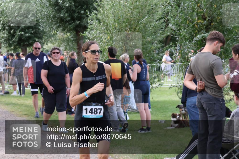 31.08.2025 - Elbe Triathlon Hamburg Luisa Fischer http://msf.ph/oto/8670645 31.08.2025 11:50:23 Laufen 1487 meine-sportfotos.de