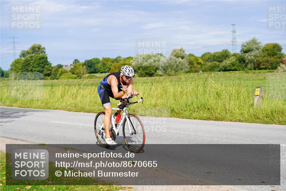 31.08.2025 - Elbe Triathlon Hamburg Michael Burmester http://msf.ph/oto/8670665 31.08.2025 10:00:39 Radfahren 420, 635, 707, 740, 869, 896 meine-sportfotos.de