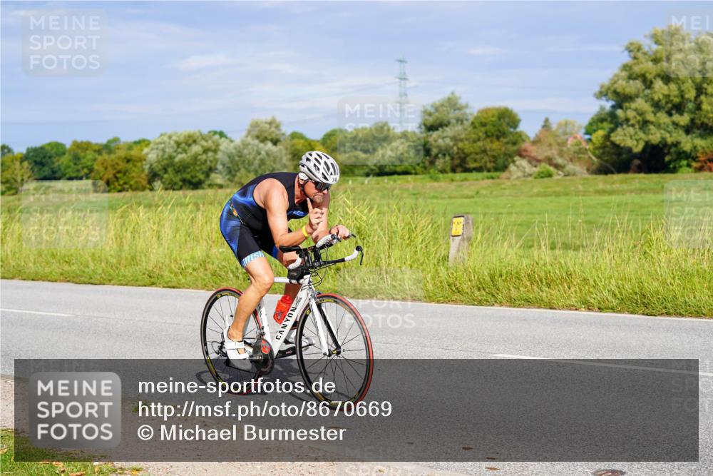 31.08.2025 - Elbe Triathlon Hamburg Michael Burmester http://msf.ph/oto/8670669 31.08.2025 10:00:40 Radfahren 420, 635, 707, 731, 740, 868, 869, 896 meine-sportfotos.de