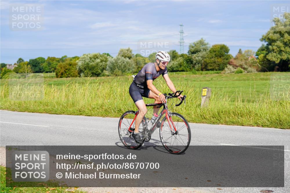 31.08.2025 - Elbe Triathlon Hamburg Michael Burmester http://msf.ph/oto/8670700 31.08.2025 10:00:44 Radfahren 420, 461, 564, 635, 707, 731, 868, 869, 896 meine-sportfotos.de