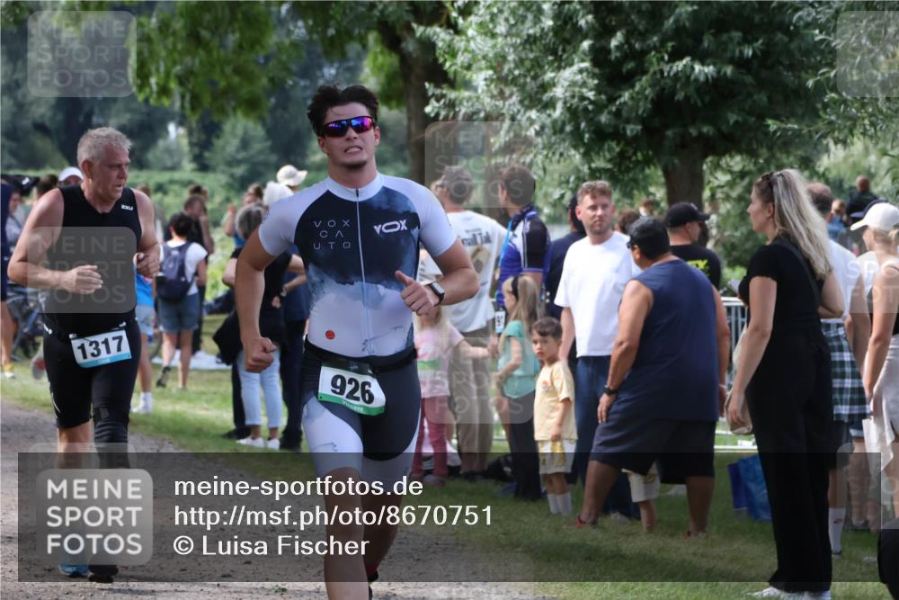 31.08.2025 - Elbe Triathlon Hamburg Luisa Fischer http://msf.ph/oto/8670751 31.08.2025 11:53:19 Laufen 1317, 926 meine-sportfotos.de