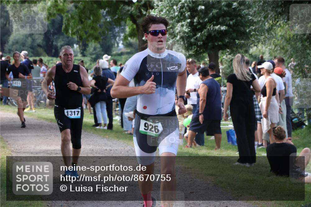 31.08.2025 - Elbe Triathlon Hamburg Luisa Fischer http://msf.ph/oto/8670755 31.08.2025 11:53:20 Laufen 1431, 1317, 926 meine-sportfotos.de
