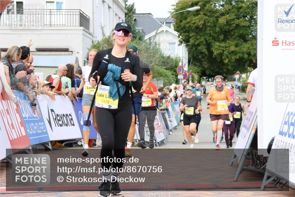 31.08.2025 - 21. Blankeneser Heldenlauf Strokosch-Dieckow http://msf.ph/oto/8670756 31.08.2025 10:32:48 Ziel 2681, 2680, 2404, 2405, 2323, 2065, 2621, 2628, 2479, 2234 meine-sportfotos.de