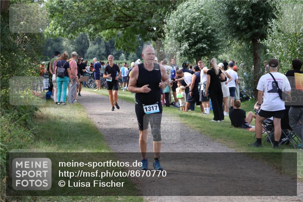 31.08.2025 - Elbe Triathlon Hamburg Luisa Fischer http://msf.ph/oto/8670770 31.08.2025 11:53:23 Laufen 1431, 1317 meine-sportfotos.de