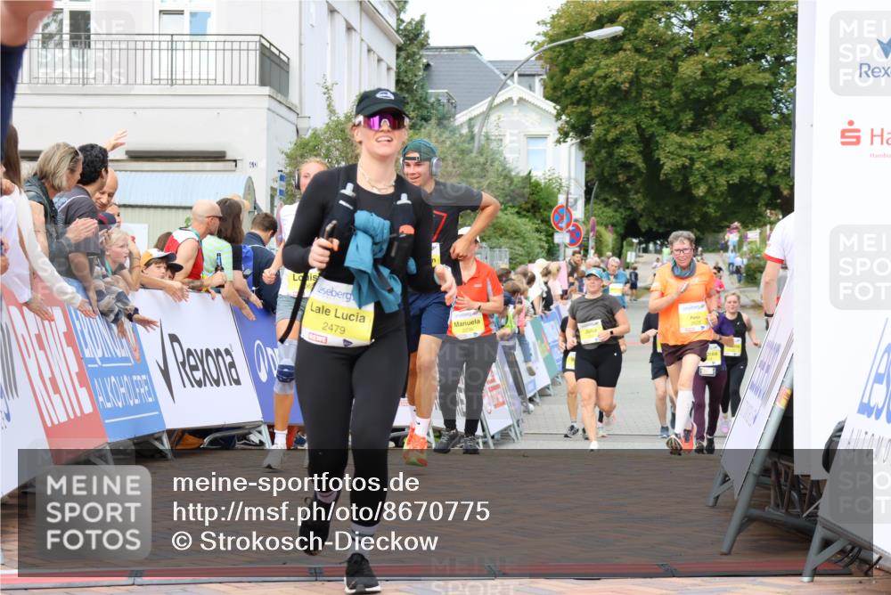 31.08.2025 - 21. Blankeneser Heldenlauf Strokosch-Dieckow http://msf.ph/oto/8670775 31.08.2025 10:32:48 Ziel 2681, 2680, 2404, 2405, 2323, 2065, 2621, 2628, 2479, 2234 meine-sportfotos.de
