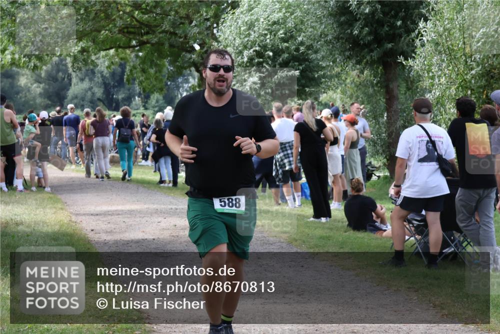 31.08.2025 - Elbe Triathlon Hamburg Luisa Fischer http://msf.ph/oto/8670813 31.08.2025 11:53:34 Laufen 588 meine-sportfotos.de
