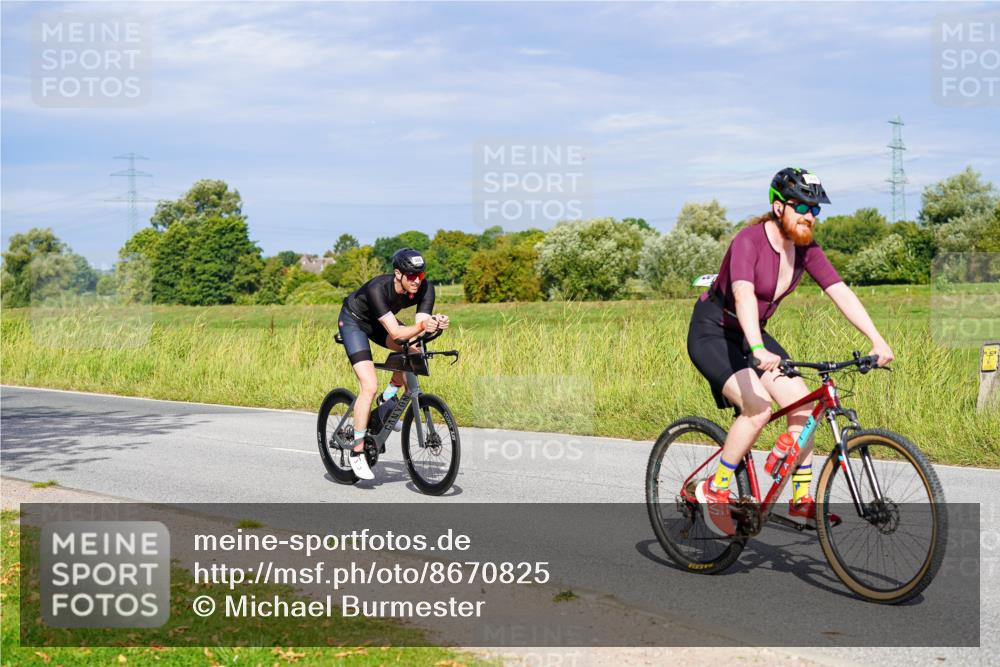 31.08.2025 - Elbe Triathlon Hamburg Michael Burmester http://msf.ph/oto/8670825 31.08.2025 10:01:19 Radfahren 508, 534, 568, 786 meine-sportfotos.de