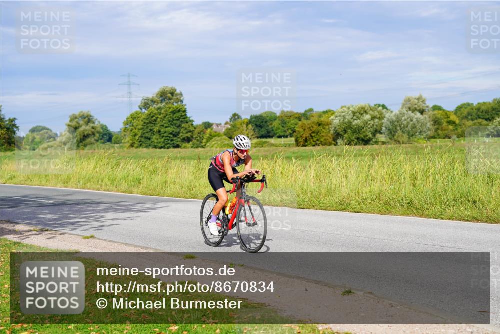 31.08.2025 - Elbe Triathlon Hamburg Michael Burmester http://msf.ph/oto/8670834 31.08.2025 10:01:20 Radfahren 508, 534, 568, 691, 786, 826 meine-sportfotos.de