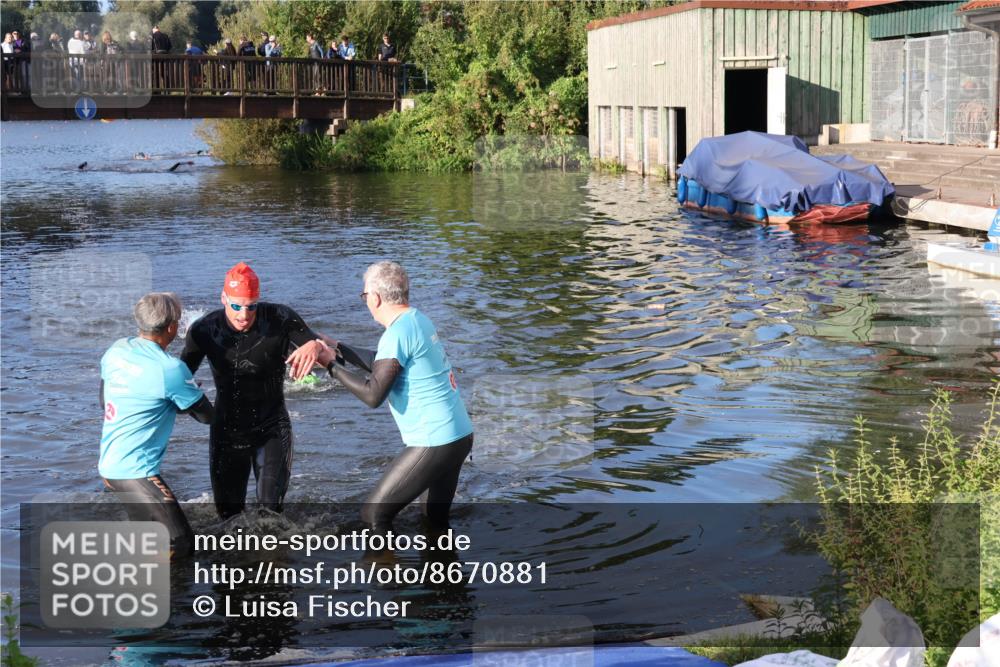 31.08.2025 - Elbe Triathlon Hamburg Luisa Fischer http://msf.ph/oto/8670881 31.08.2025 08:27:36 Schwimmen 210, 224, 243 meine-sportfotos.de