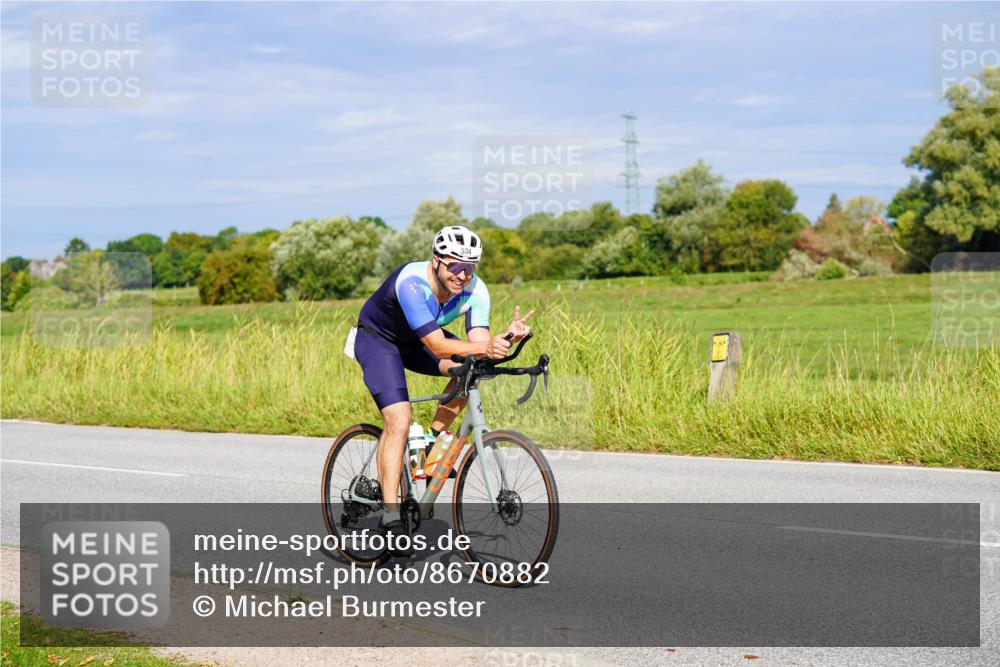 31.08.2025 - Elbe Triathlon Hamburg Michael Burmester http://msf.ph/oto/8670882 31.08.2025 10:01:24 Radfahren 431, 534, 691, 786, 823, 826 meine-sportfotos.de