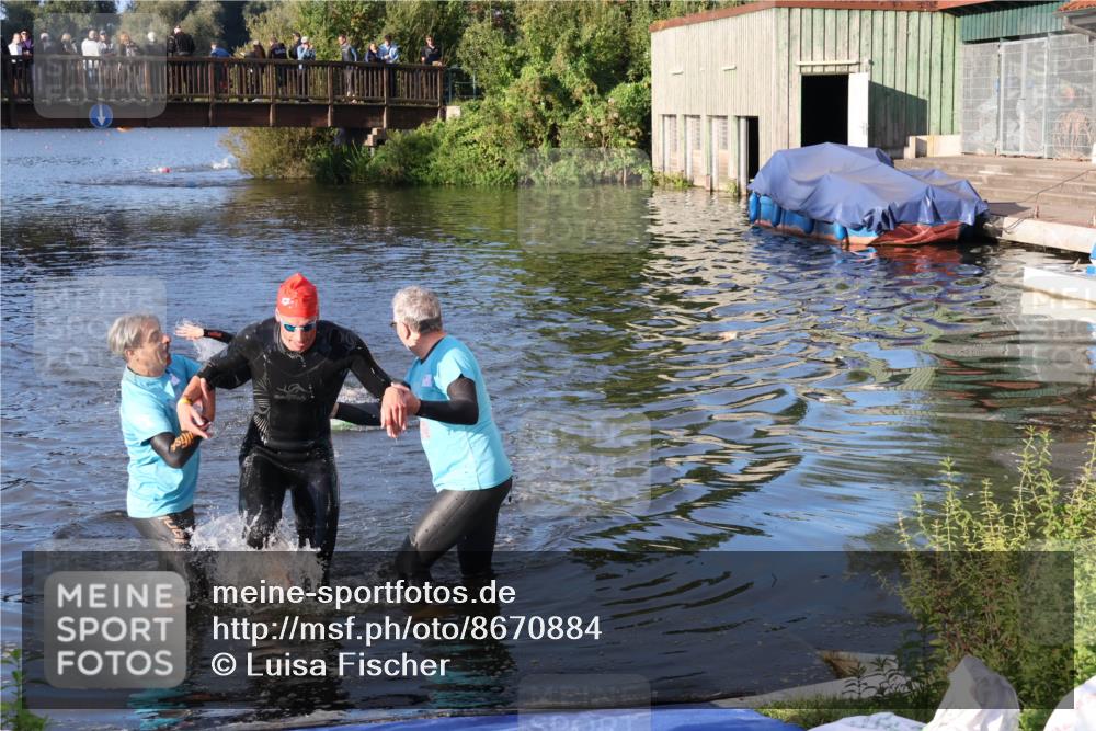 31.08.2025 - Elbe Triathlon Hamburg Luisa Fischer http://msf.ph/oto/8670884 31.08.2025 08:27:36 Schwimmen 210, 224, 243 meine-sportfotos.de
