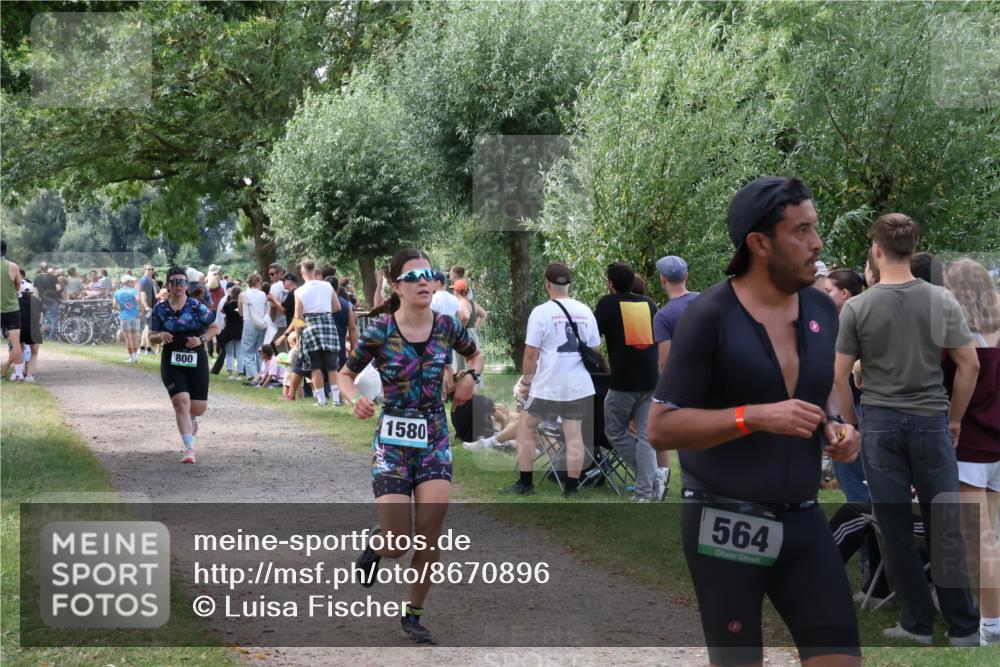 31.08.2025 - Elbe Triathlon Hamburg Luisa Fischer http://msf.ph/oto/8670896 31.08.2025 11:54:14 Laufen 800, 1580, 564 meine-sportfotos.de