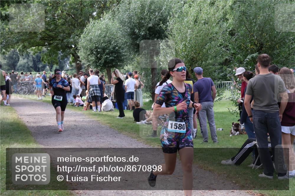 31.08.2025 - Elbe Triathlon Hamburg Luisa Fischer http://msf.ph/oto/8670898 31.08.2025 11:54:14 Laufen 800, 1580 meine-sportfotos.de