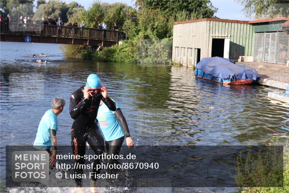 31.08.2025 - Elbe Triathlon Hamburg Luisa Fischer http://msf.ph/oto/8670940 31.08.2025 08:27:46 Schwimmen 224, 243 meine-sportfotos.de