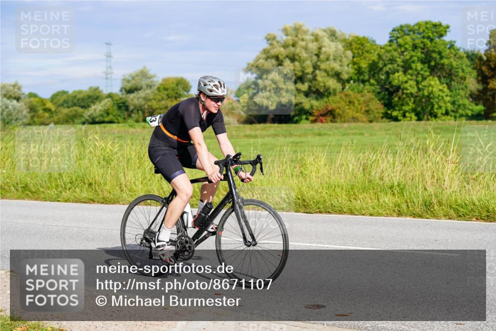 31.08.2025 - Elbe Triathlon Hamburg Michael Burmester http://msf.ph/oto/8671107 31.08.2025 10:01:54 Radfahren 393, 636, 750 meine-sportfotos.de