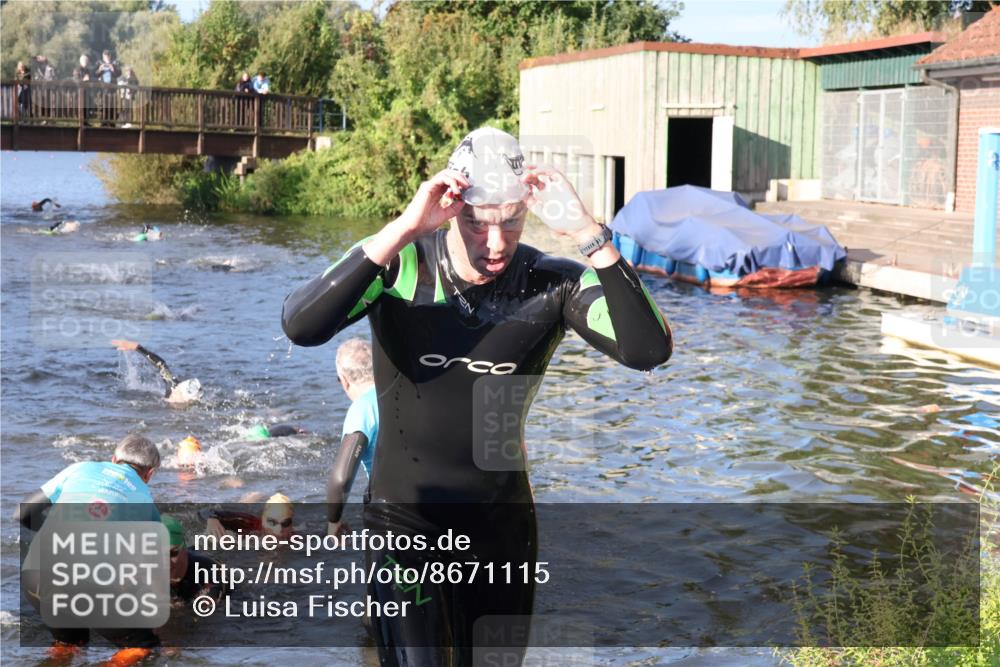 31.08.2025 - Elbe Triathlon Hamburg Luisa Fischer http://msf.ph/oto/8671115 31.08.2025 08:29:53 Schwimmen 171, 209, 229, 238 meine-sportfotos.de